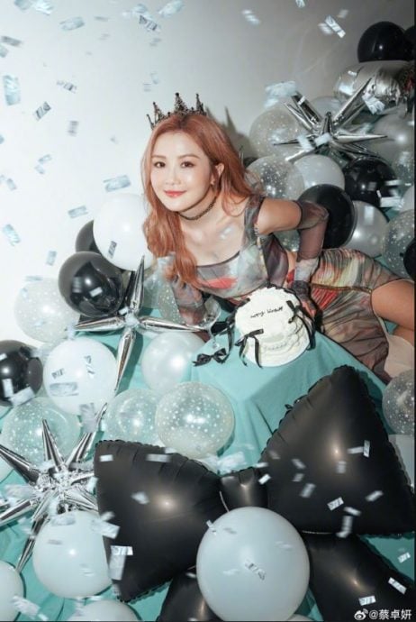 阿Sa主动要求拍生日照存当下模样 与C君同庆生被泄蜜