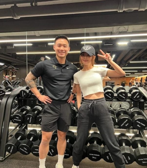 阿Sa主动要求拍生日照存当下模样 与C君同庆生被泄蜜