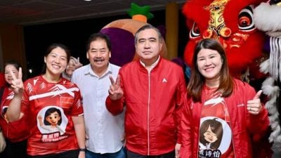 陆兆福：黄诗怡可处理垃圾   “为何沙菲益做不到?”