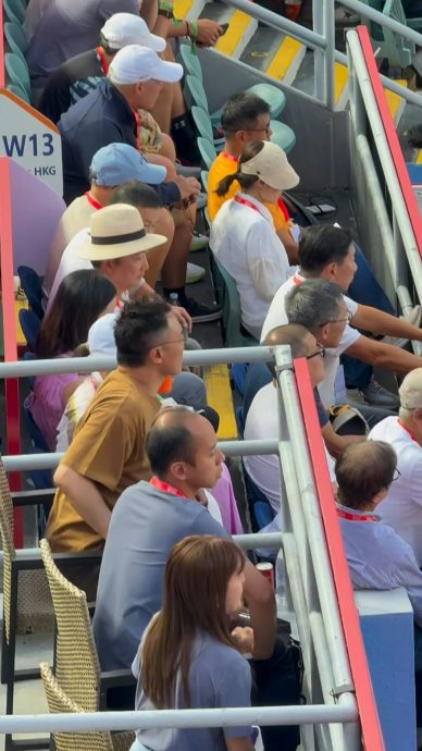 陈奕迅被偶遇新发型曝光　粉丝看不惯：以为假冒