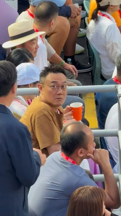 陈奕迅被偶遇新发型曝光　粉丝看不惯：以为假冒