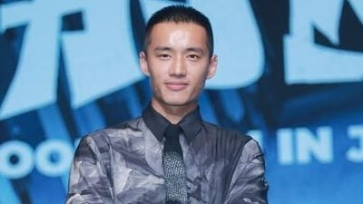 陈泽耀《监所》全裸入镜 强力胶带黏重要部位喊痛！