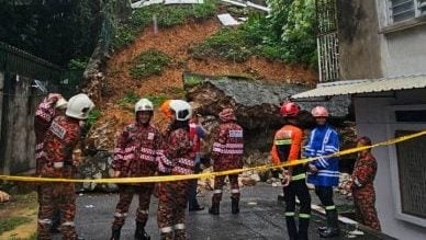 雨不停惹祸 友乃德斜坡多轮坍塌　居民被安置社区中心