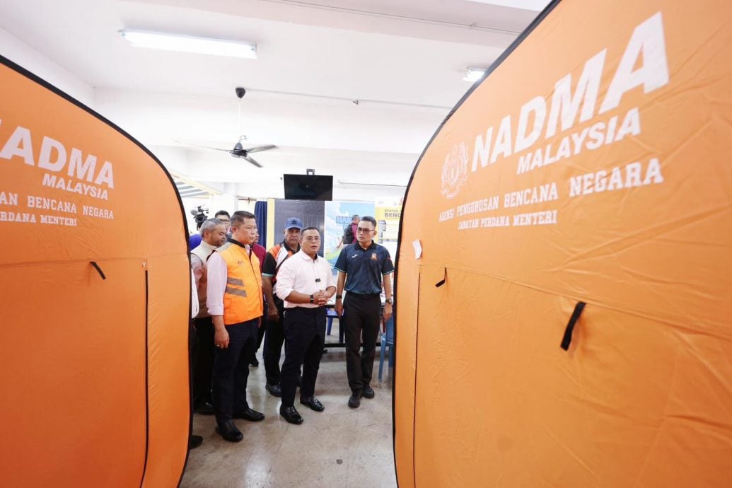 雪3河水位达危险水平 灾黎今早达2450人