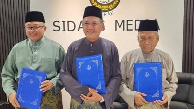 霹州苏丹华诞册封有功人士 议长行政议员榜上有名