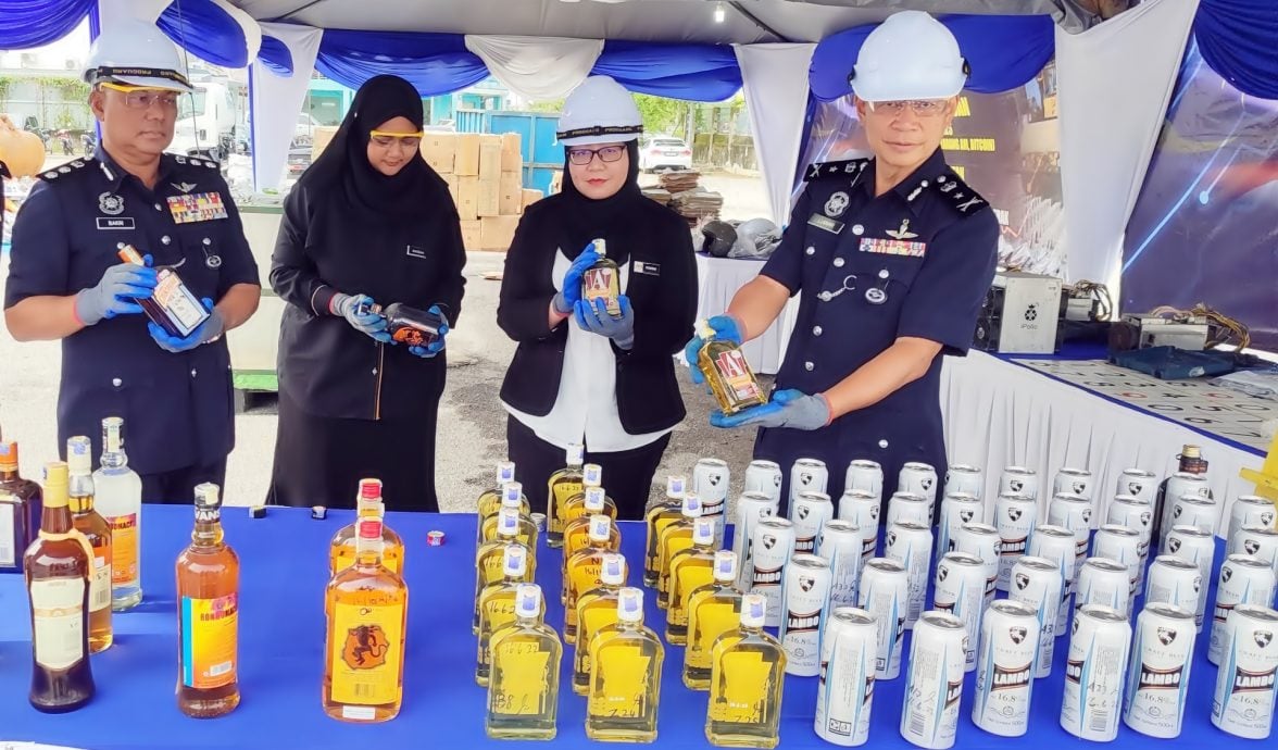 霹比特币挖矿 多在曼绒下霹怡保