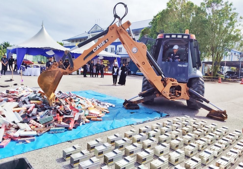 霹比特币挖矿 多在曼绒下霹怡保