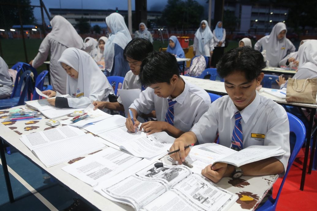 霹逾3万SPM考生应考 受灾考生获安置不受影响