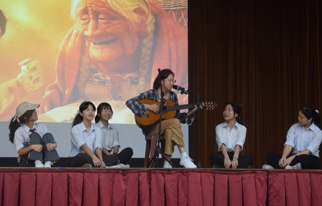 霹：学海学记|主文|怡圣母阅读计划推介礼 舞台表演激励勇敢追梦