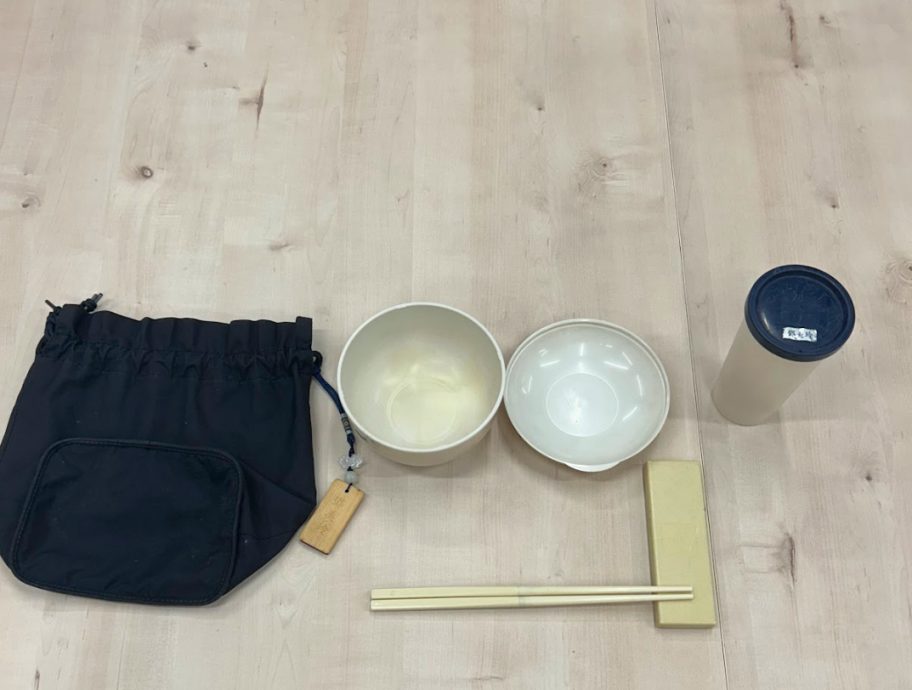 霹:学海学记|校园报道|不忽视地球警报 从环保做起