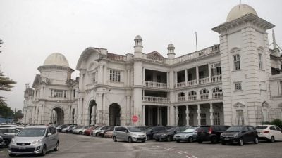 春节火车票开卖掀抢购潮   隆怡多班次售罄