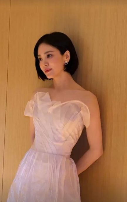 青龙奖|淡定观旧爱放闪 宋慧乔靠生图封神 