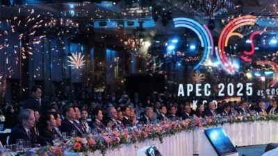 韩国办APEC大秀韩流 GD晚宴献唱嗨翻全场