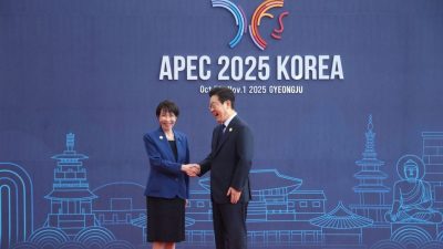 韩国总统晤日本首相 大赞“对她印象非常好”