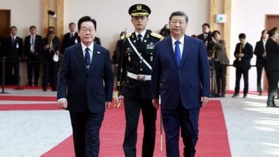 韩总统办公室:中韩签署7项协议 包括货币互换协议