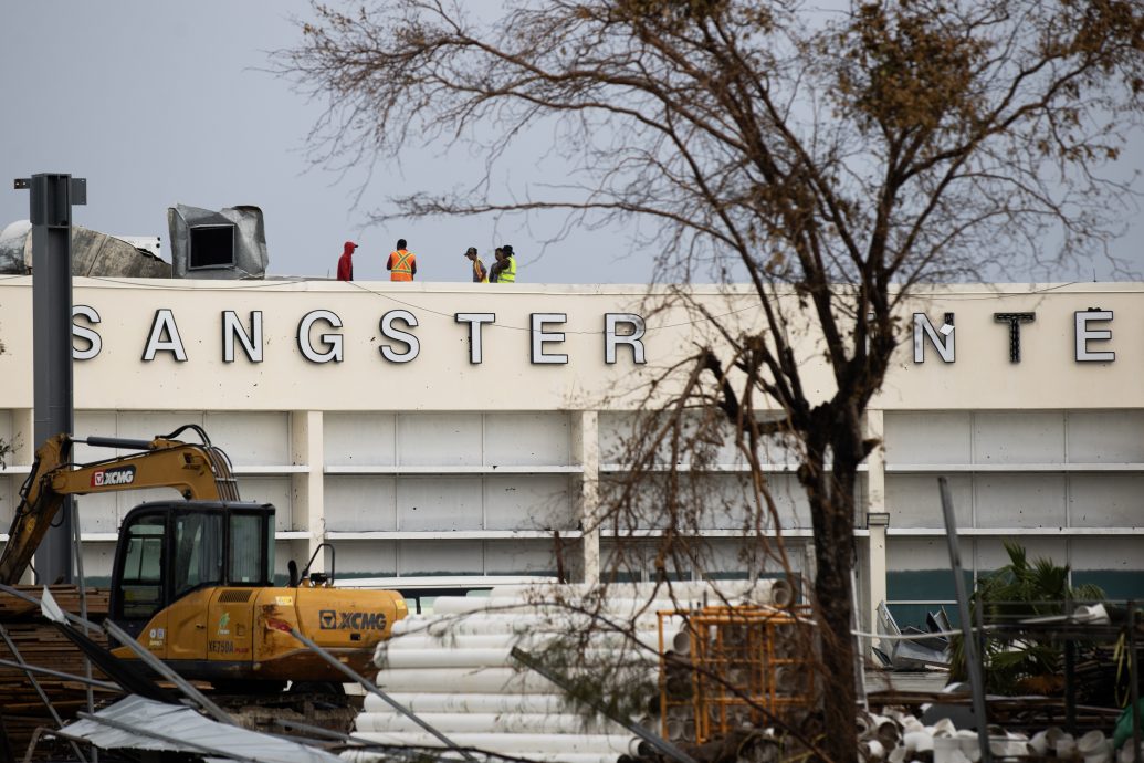 飓风“梅丽莎”致50死 牙买加设野战医院