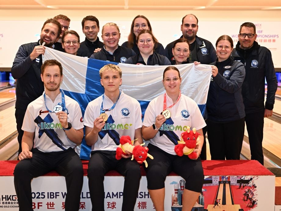 香港保龄球世锦赛| 大马18岁小将成就超预期  阿德莉雅：奖牌献国家