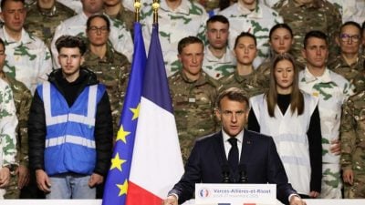 马克龙宣布 法国将于明年恢复义务兵役制