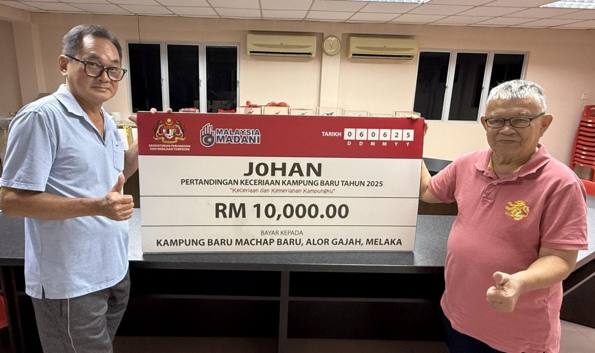 马接峇鲁新村备战2026新春·500红灯笼点亮马年年景