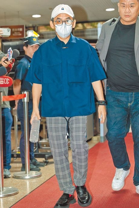 黄子佼驾车撞伤女骑士 涉肇逃遭检方起诉