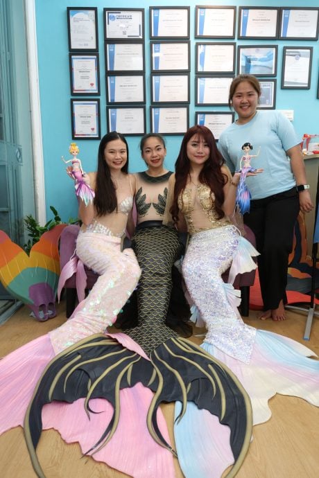 特职世界/美人鱼教练训练官