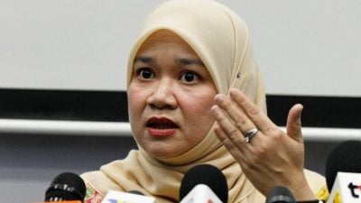 教育部明年起推行“品格教育”  法丽娜：融入现有学科 不是新科目