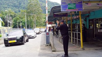 自由出入境措施试行3个月  依兹占：需评估可行性和边防安全