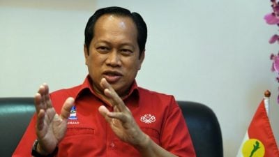 阿末马斯兰完成传播学博士学位   本月在北大毕业