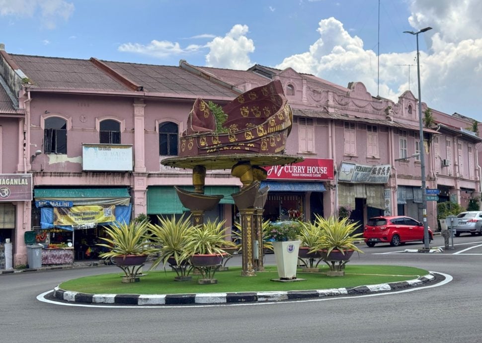 (古城封底主文)用眼睛去旅游:野新市镇艺术巷