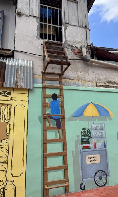 (古城封底主文)用眼睛去旅游:野新市镇艺术巷