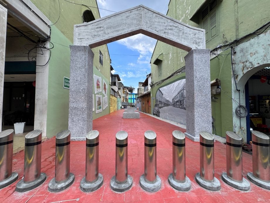 (古城封底主文)用眼睛去旅游:野新市镇艺术巷