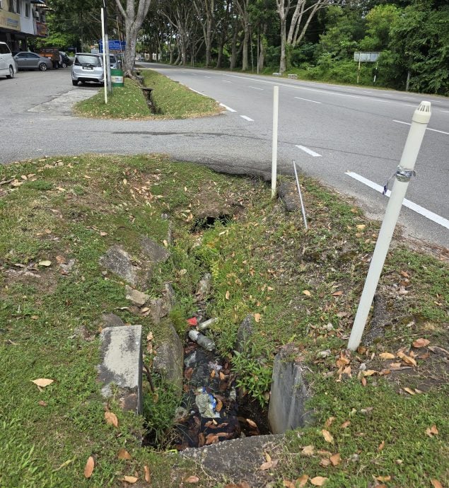 (古城封面主文)小吉里望路狭窄 几乎每月发生1宗车轮陷沟意外