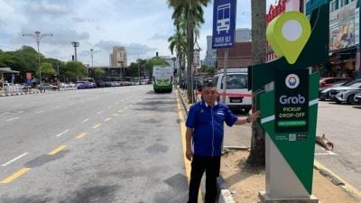 旅游区人潮聚集地   甲市区增Grab候车站