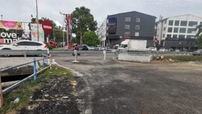 玛琳再也交通圈往柏卡2路   关闭入口 加强交通安全