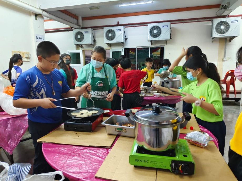 （古城版）亚罗牙也华小“经商日”