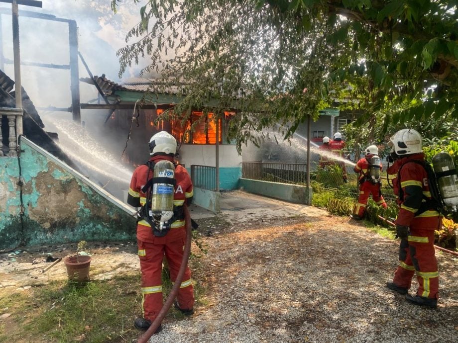 （古城版）半板砖房屋失火