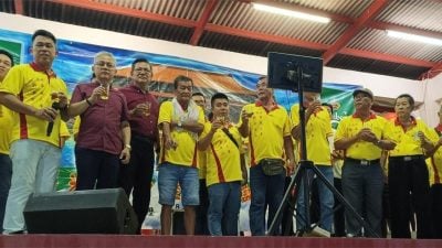 许金汉：免遭唾弃   “政治人物勿失信于民”