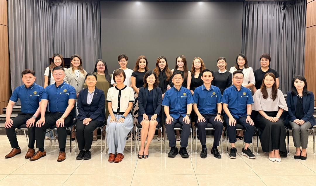 (古城版)女企业家小组