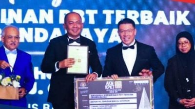 最佳地方政府领导奖   市长沙丹获亚军