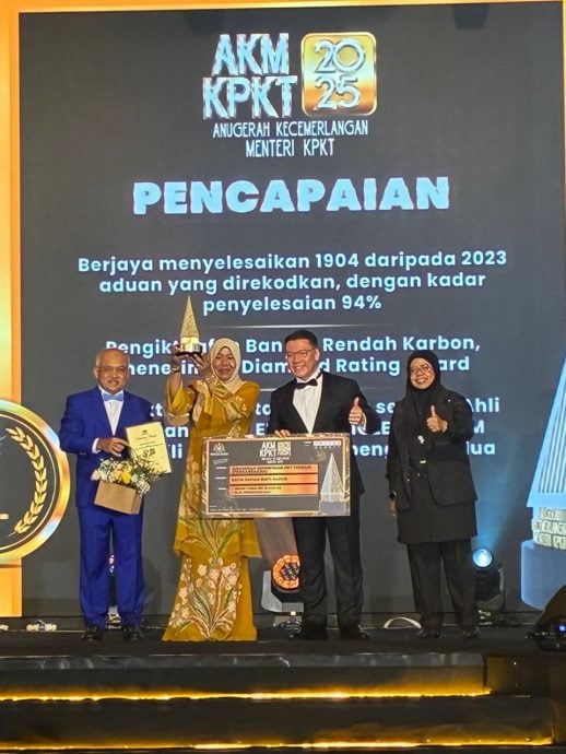 （古城版）莎碧雅获最佳地方政府领导奖 放眼两年后升格为市政厅