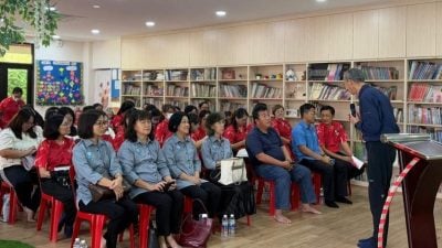 鼎华华小讲座邀曾桂安开讲   “找回真爱 办好教育”