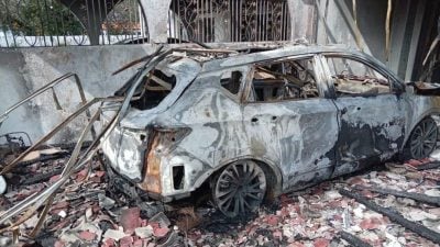 涉4纵火泼漆案  情侣当阿窿跑腿被捕