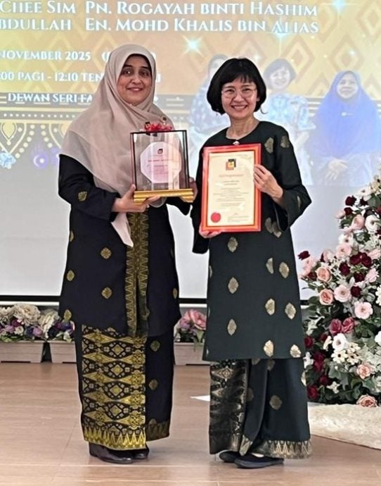 (古城第5版主文)敦法蒂玛中六学院六名教师荣休