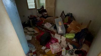 视频 | 20人清理“垃圾屋”逾一小时  客厅清出逾1吨垃圾