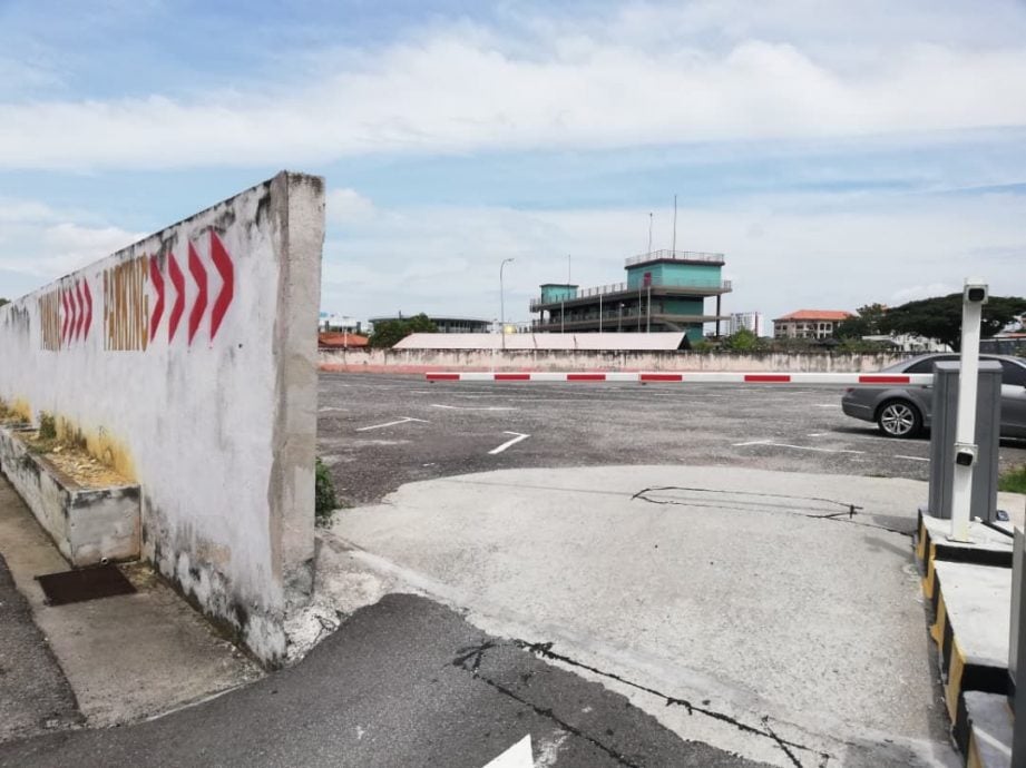 (古城第三版主文)林朝雁冀废置化粪池改为停车场 舒缓停车位不足