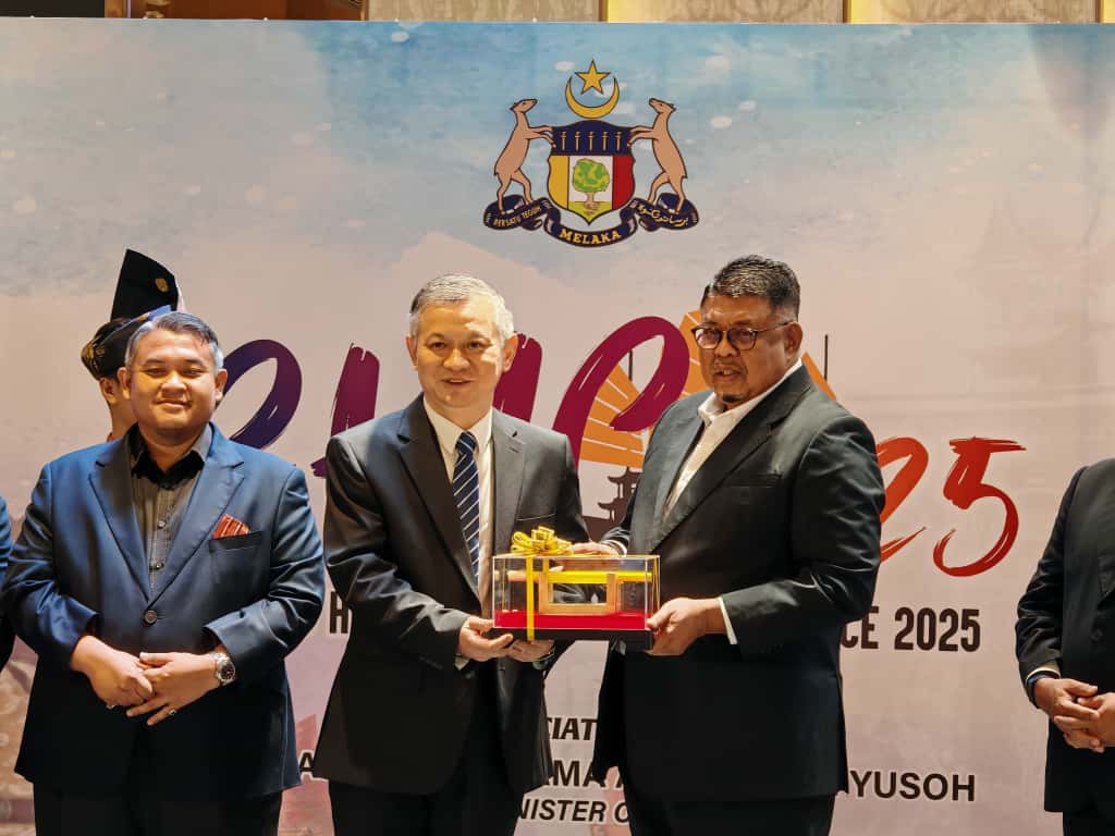 （古城第三版主文）阿都拉勿夫：2025年郑和国际会议探索研究历史，透过资料证明马六甲与中国之间已久的历史关系