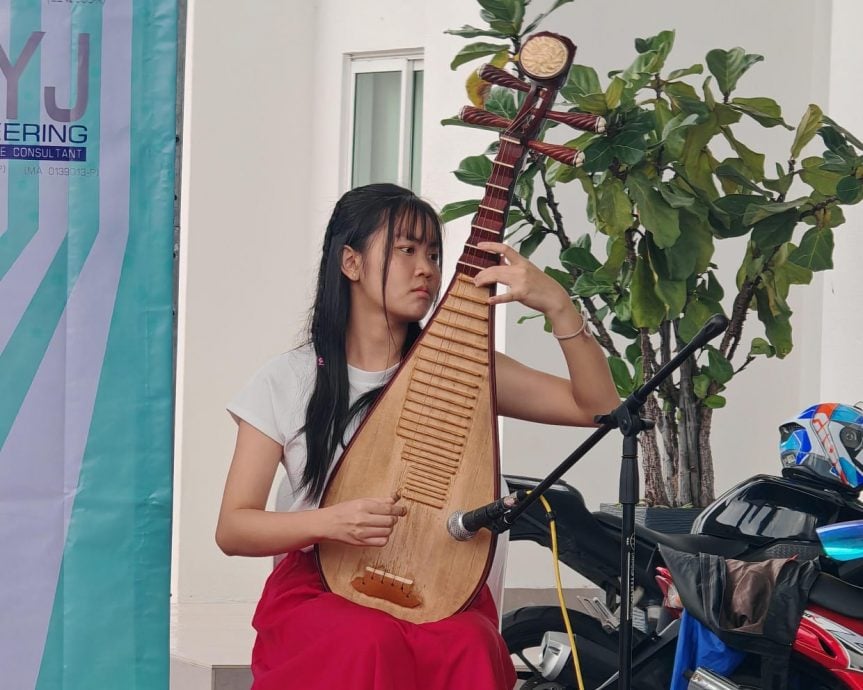 （古城第二版主文）《你动摇了吗》琵琶结合扇子舞，未来盼更多元素加入