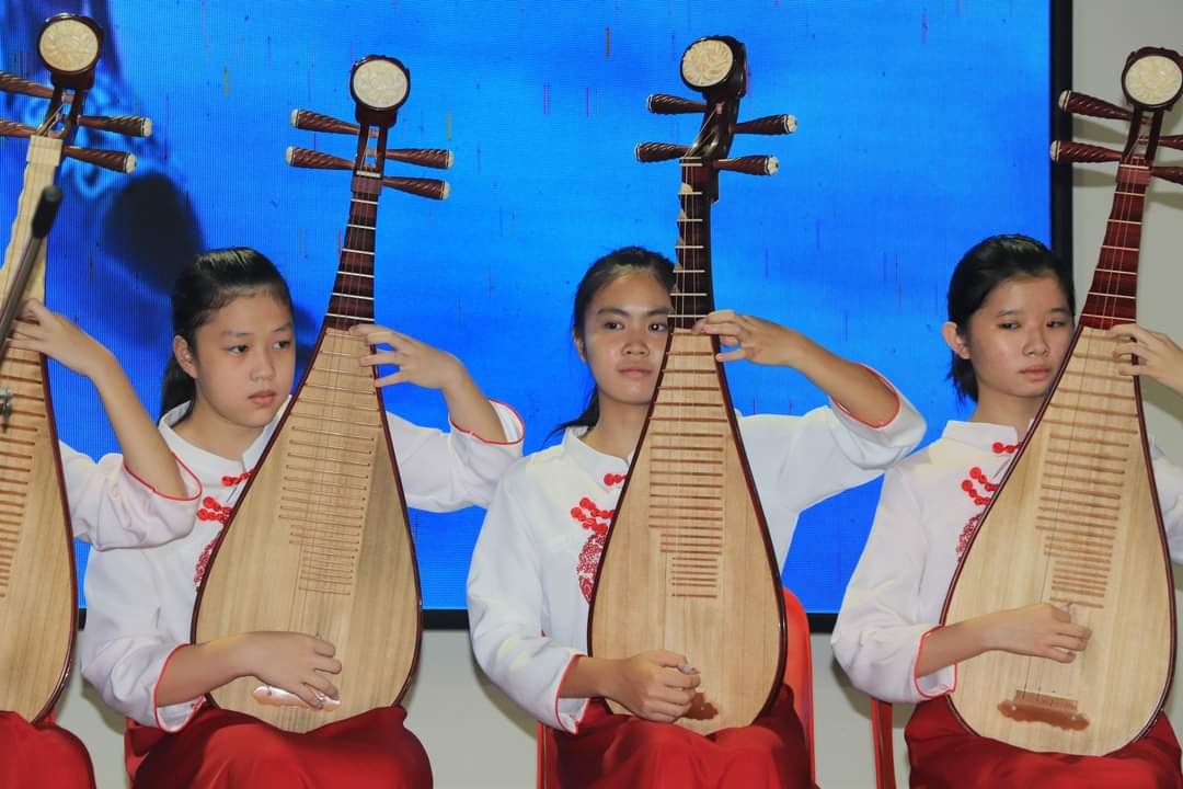 （古城第二版主文）《你动摇了吗》琵琶结合扇子舞，未来盼更多元素加入