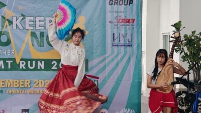 你动摇了吗 | 传统中激活青春味道  琵琶+扇子舞擦出新火花