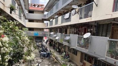 焦点社区：东街那组屋 | 漏水 电房门破损 地面湿滑……设施老化 民生问题多